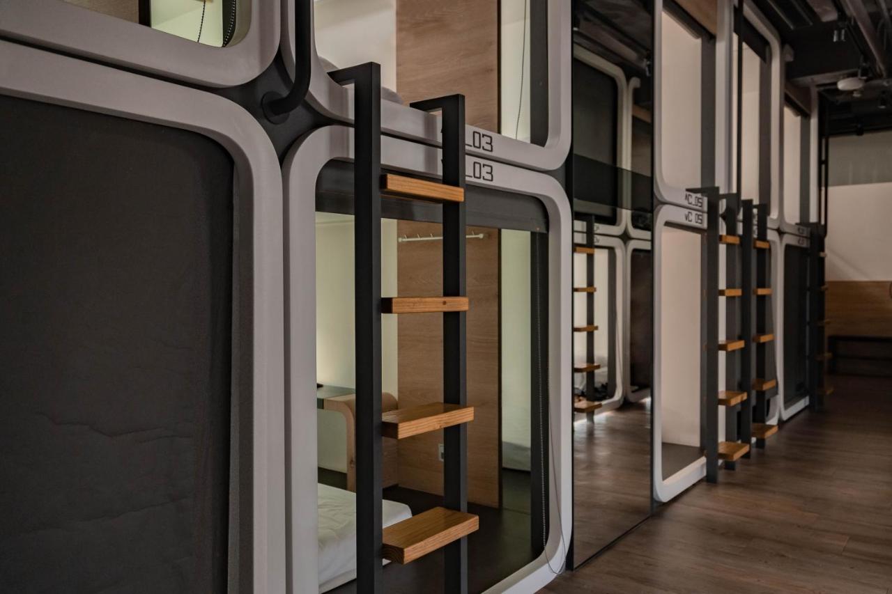 Taiwan Youth Hostel & Capsule Hotel Taipei Extérieur photo