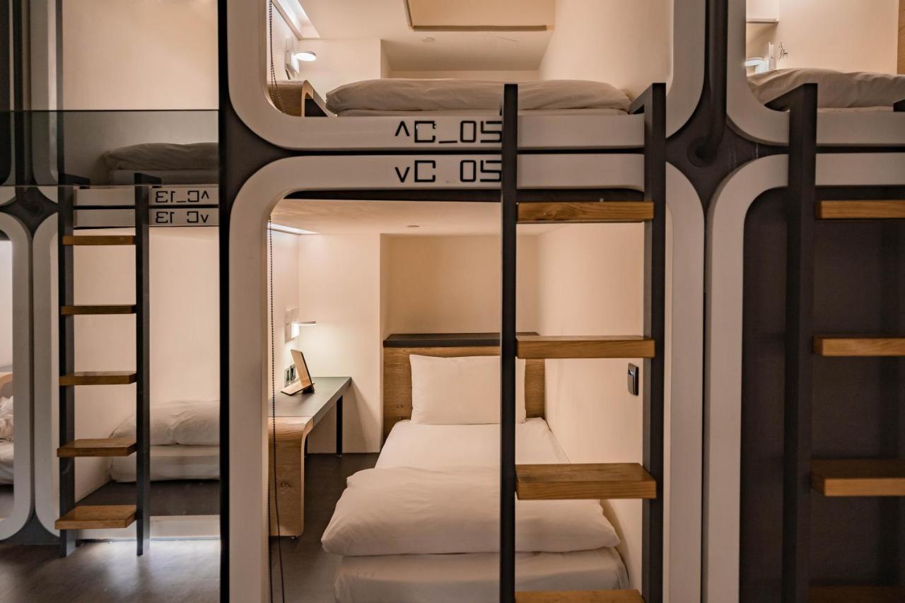 Taiwan Youth Hostel & Capsule Hotel Taipei Extérieur photo